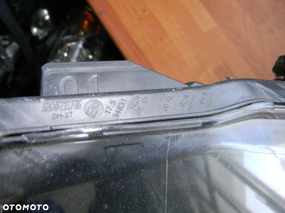 lampa prawa przód TOYOTA AYGO II LIFT 18-22 LED EUROPA - 9