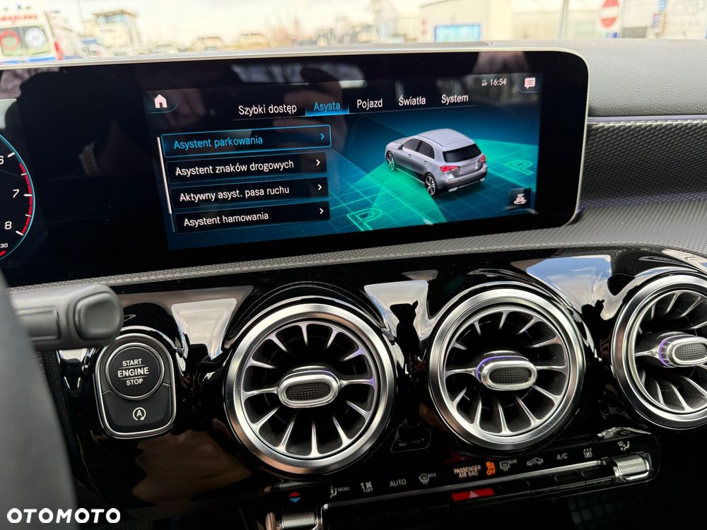 Mercedes-Benz Klasa A 220 Style 7G-DCT - 24