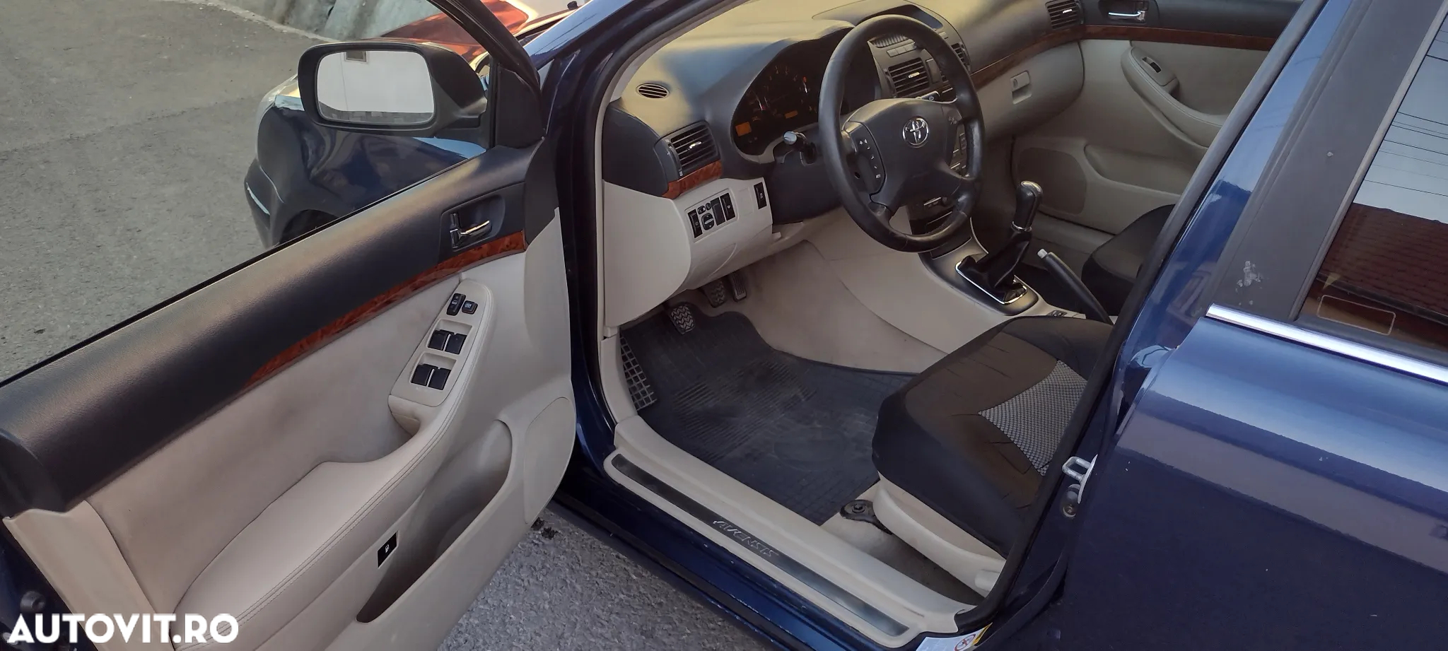 Toyota Avensis 2.0 Sdn. Executive - 7