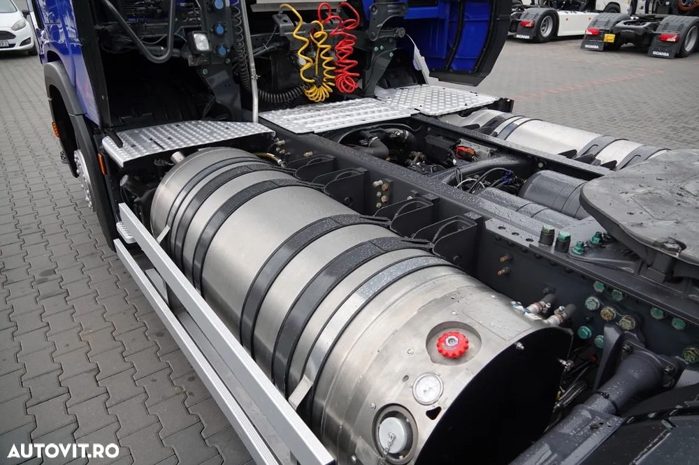 Scania R 410 / GNL / RETARDER / COMPLET AIRMATIC / 2020 - 12