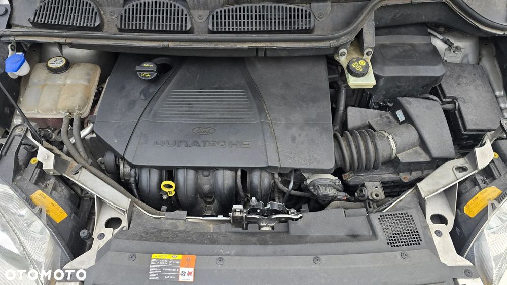 Ford Focus C-Max 1.8 Ghia - 29