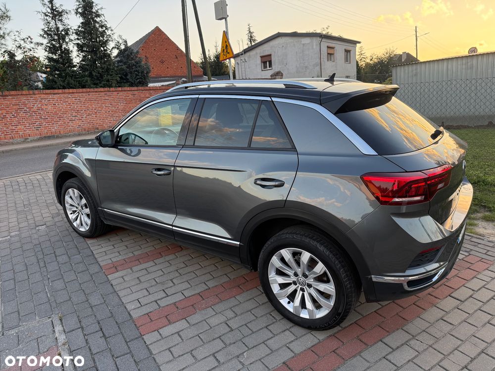 Volkswagen T-Roc - 7