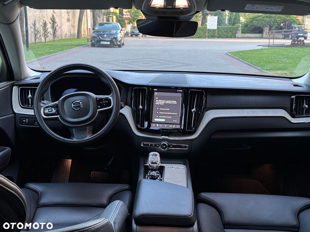 Volvo XC 60 B4 D Inscription - 12