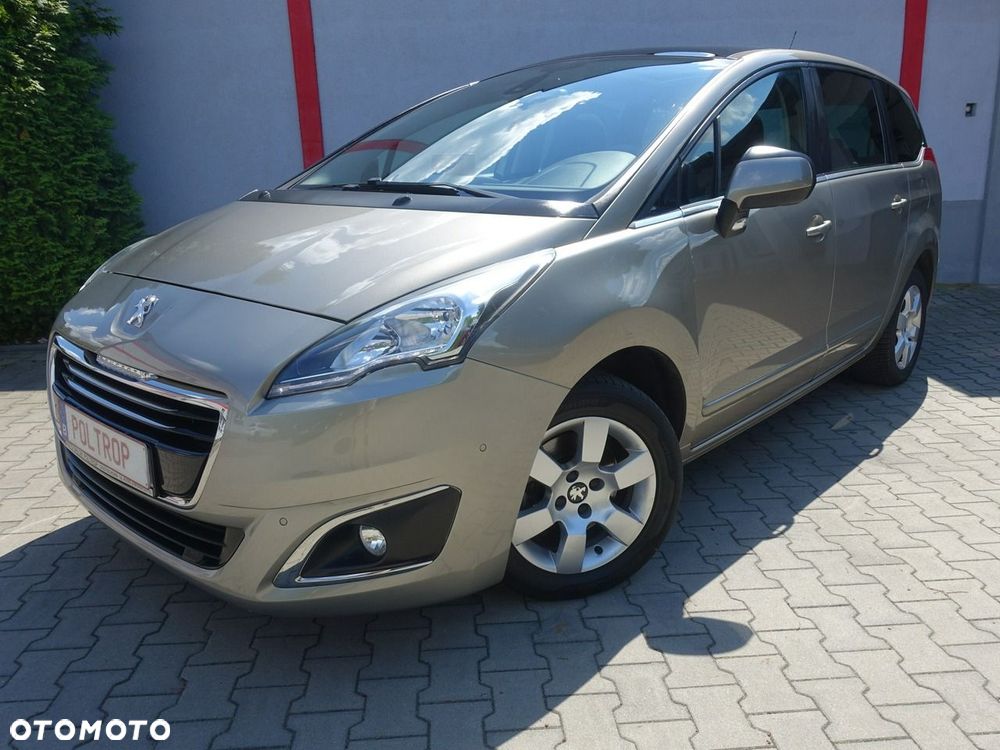 Peugeot 5008 1.2 PureTech Allure S&S - 3