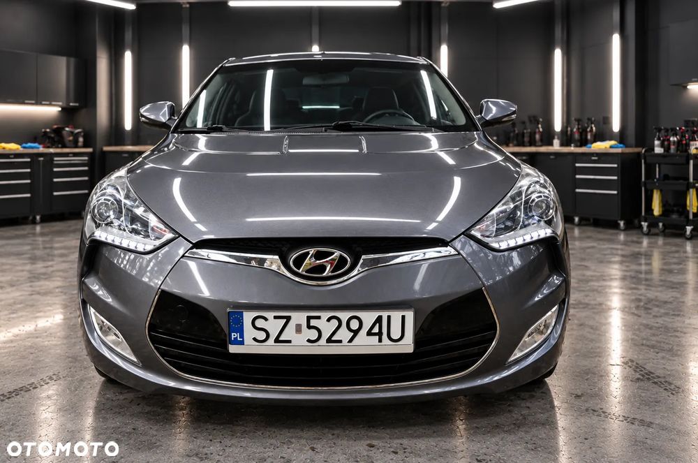 Hyundai Veloster - 17