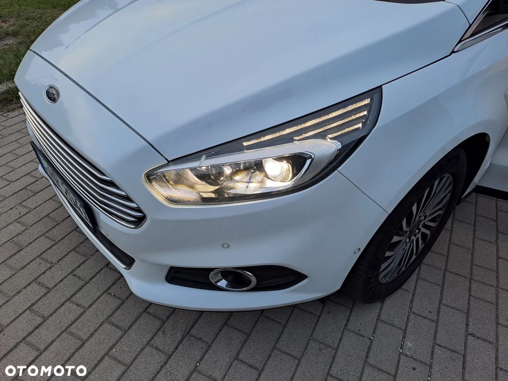 Ford S-Max 2.0 TDCi Titanium - 25