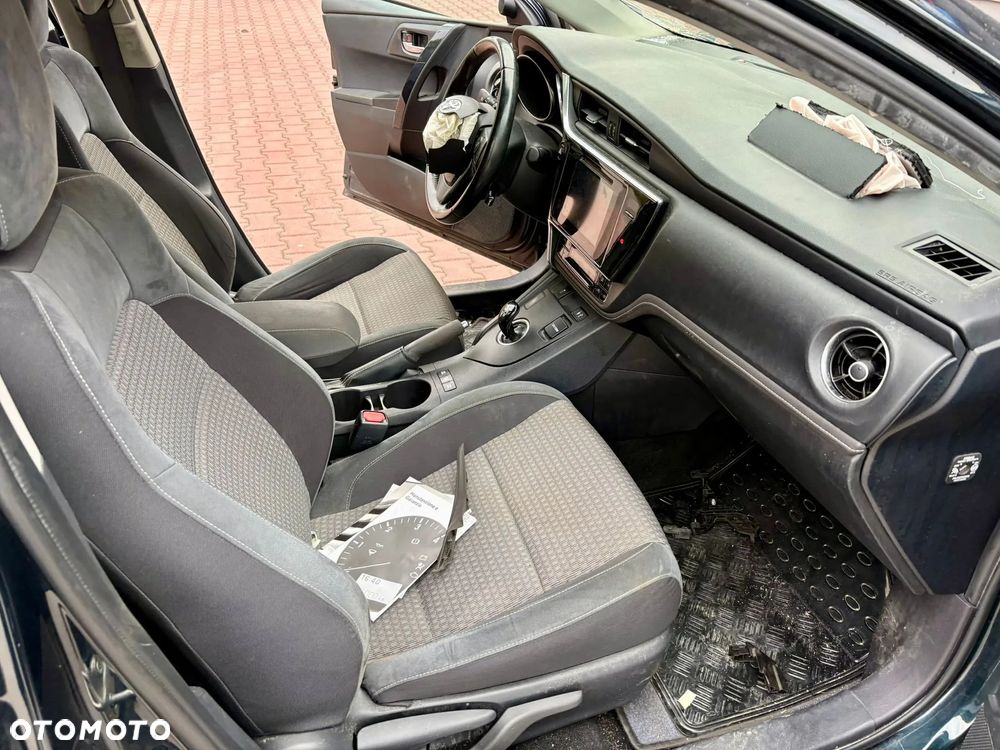 Toyota Auris 1.8 VVT-i Hybrid Automatik Executive - 10