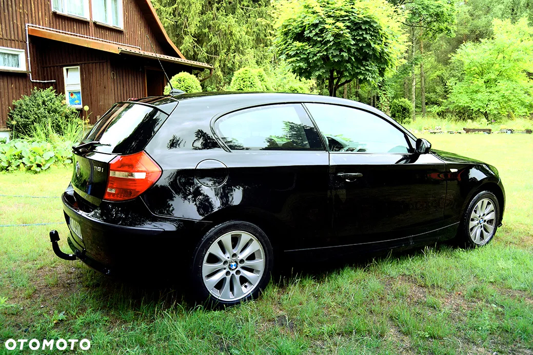 BMW Seria 1 116i - 4