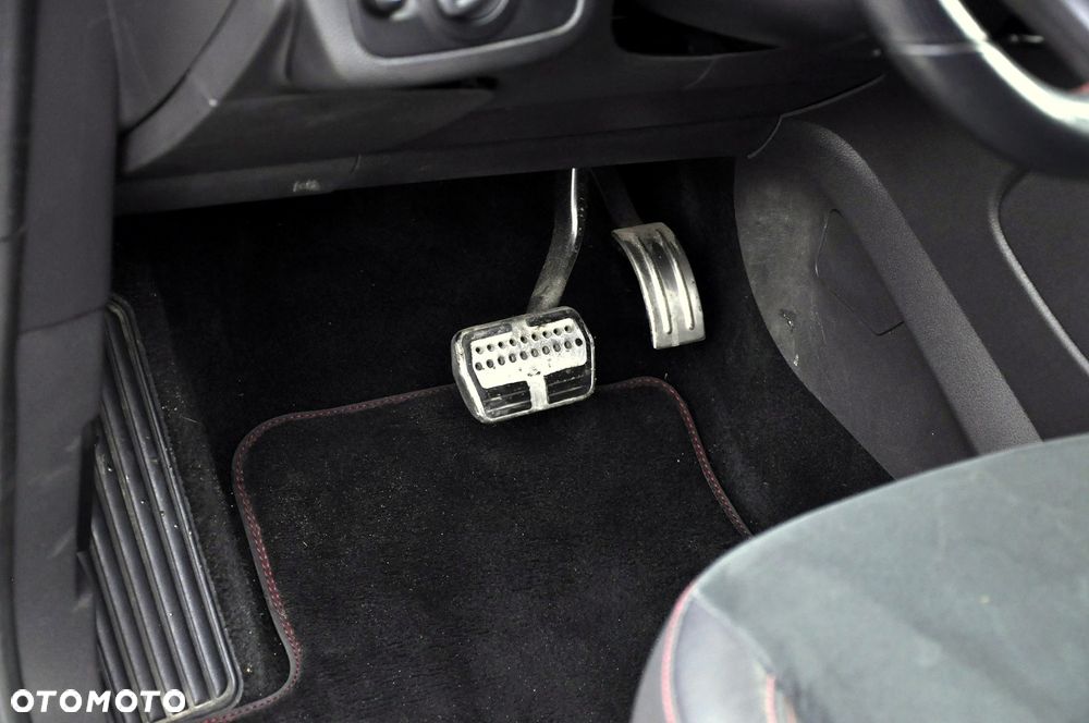 Ford Kuga 1.5 EcoBoost 4x4 ST-Line - 39