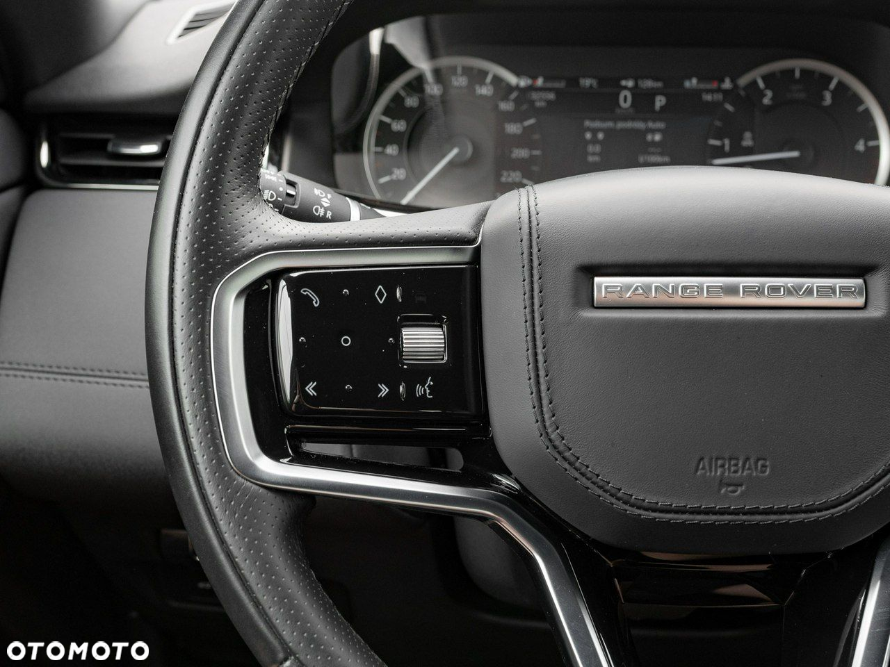 Land Rover Range Rover Evoque - 17