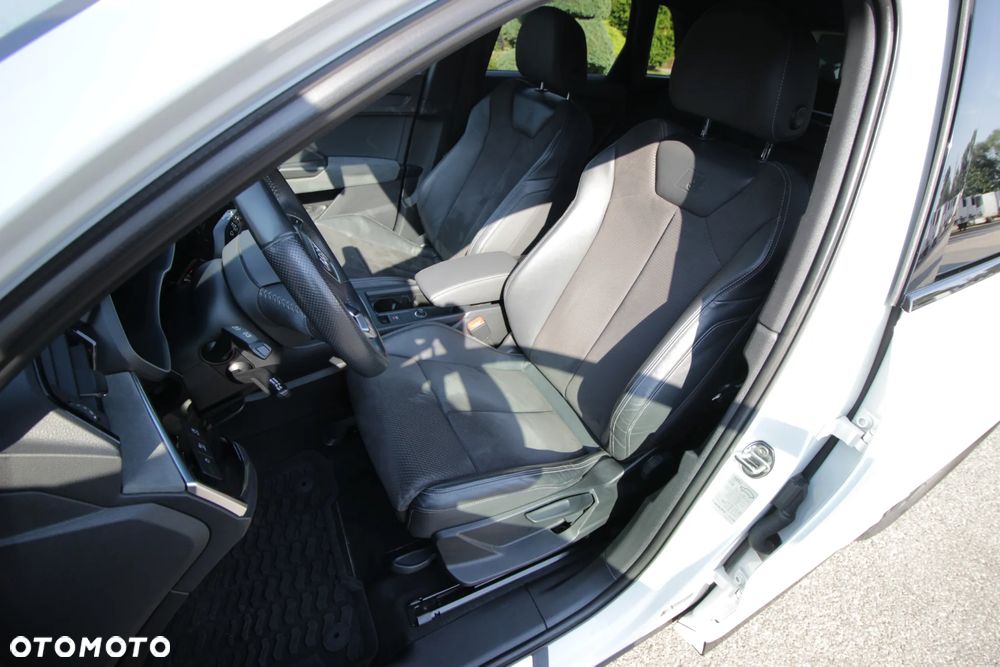 Audi Q3 40 TDI Quattro S Line S tronic - 16