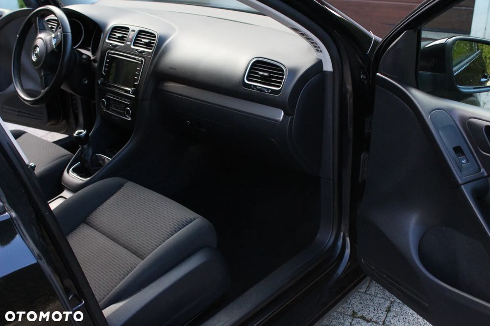 Volkswagen Golf - 13