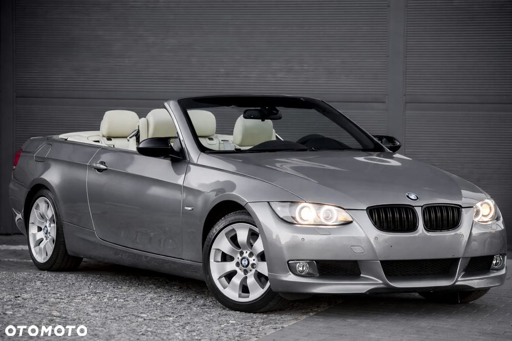 BMW Seria 3 325i - 2