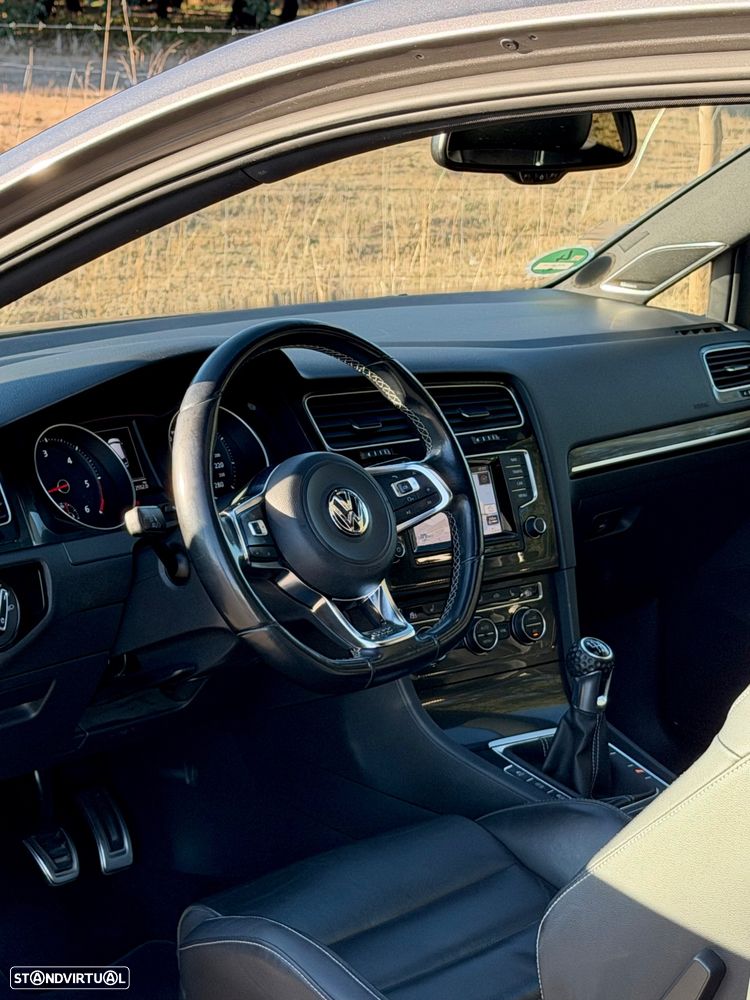 VW Golf 2.0 TDI GTD - 9