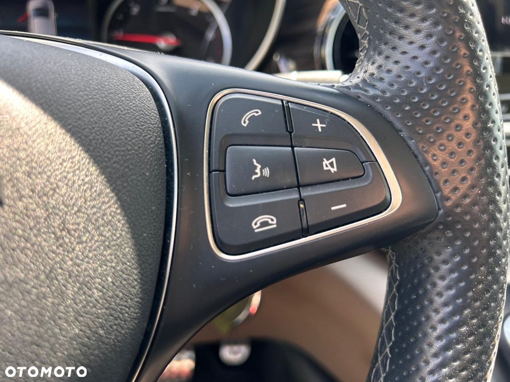 Mercedes-Benz Klasa V 300 d 4-Matic Avantgarde 9G-Tronic (d³ugi) - 12