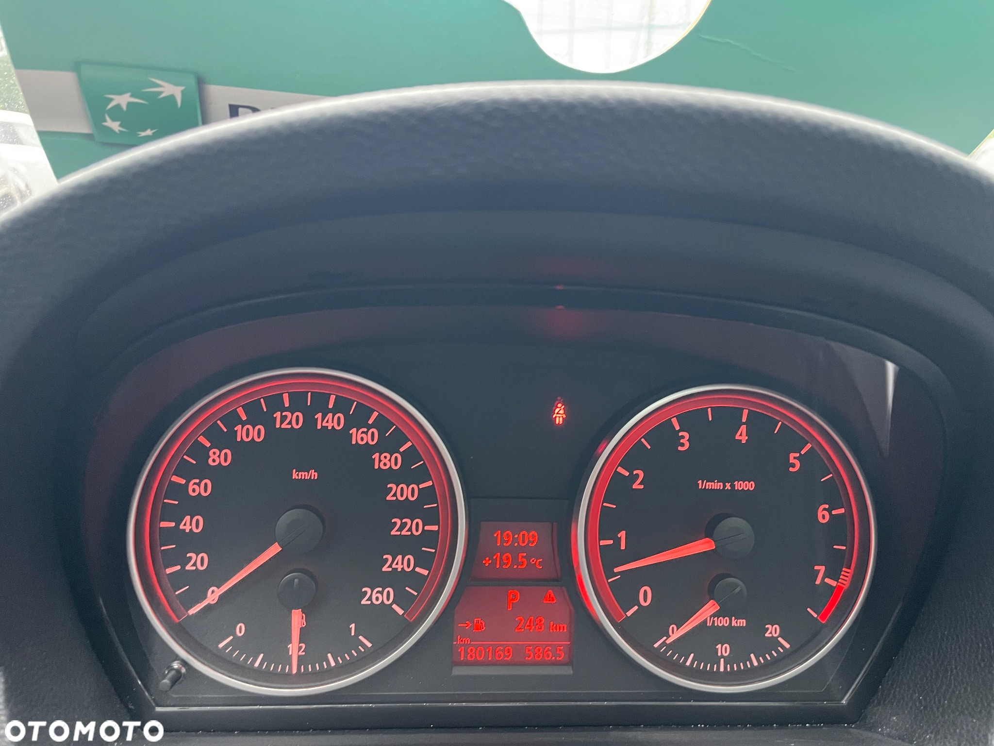 BMW Seria 3 325i Touring - 17