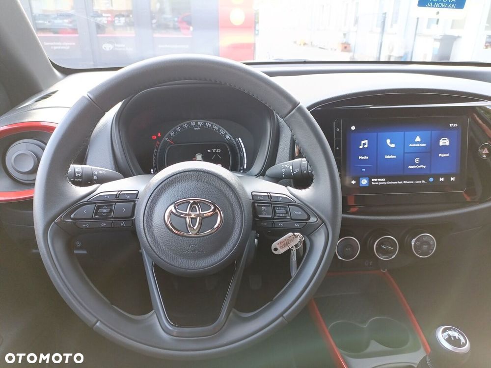 Toyota Aygo X - 16