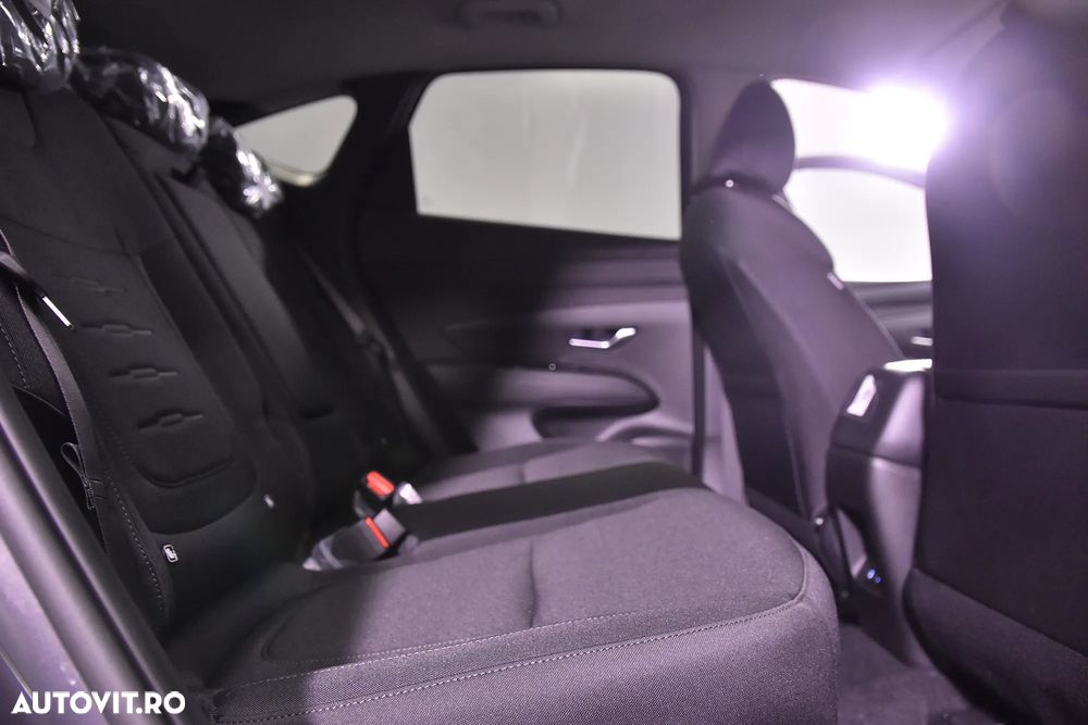 Hyundai Tucson 1.6 l 239 CP 4WD 6AT HEV Style - 13