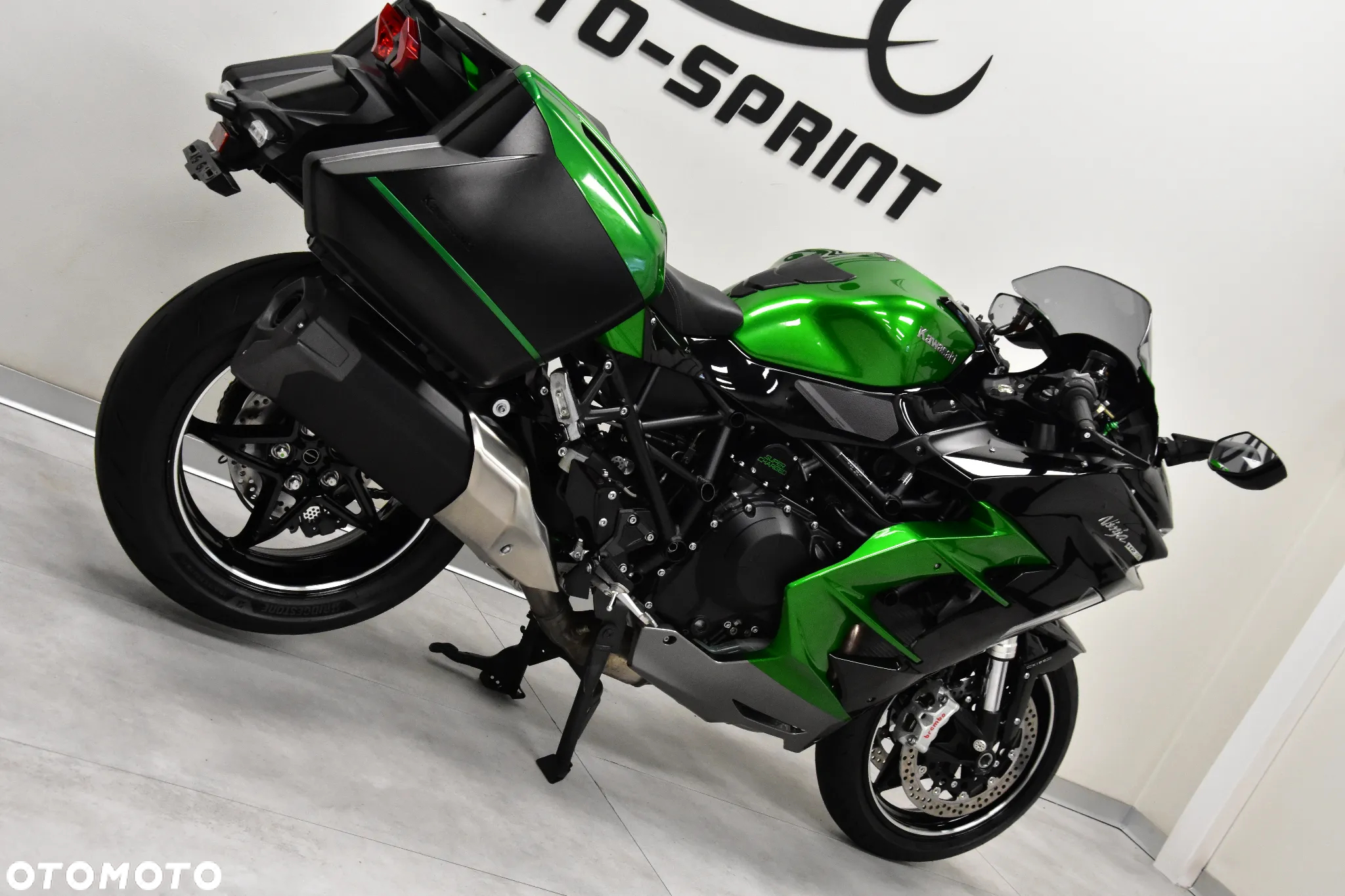 Kawasaki Ninja H2 SX - 9