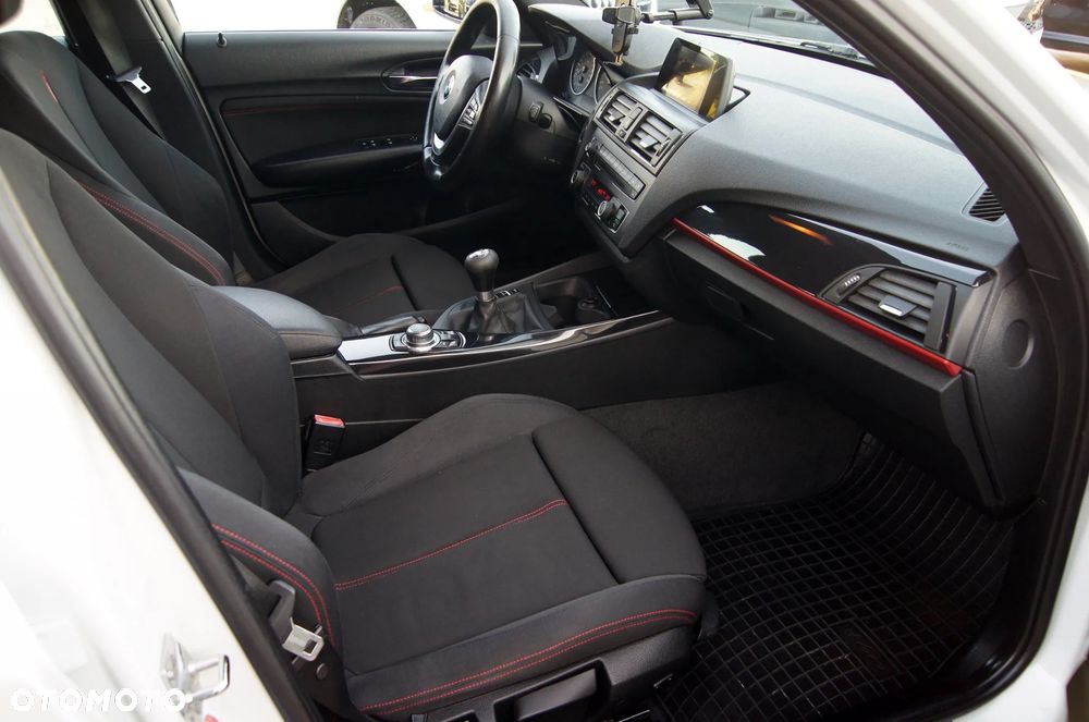 BMW Seria 1 118d Sport Line - 17