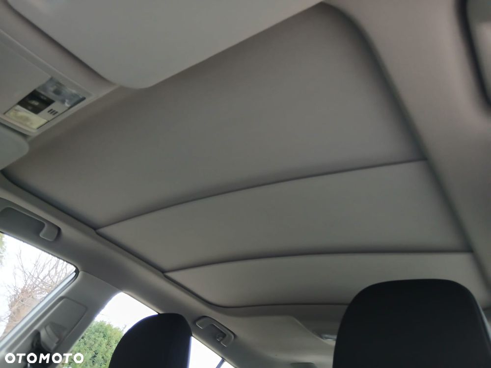 Toyota Verso 1.8 Executive - 28