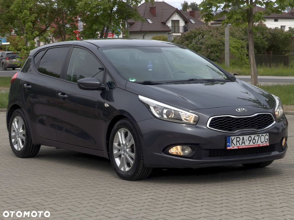 Kia Ceed 1.4 CVVT Attract plus - 30