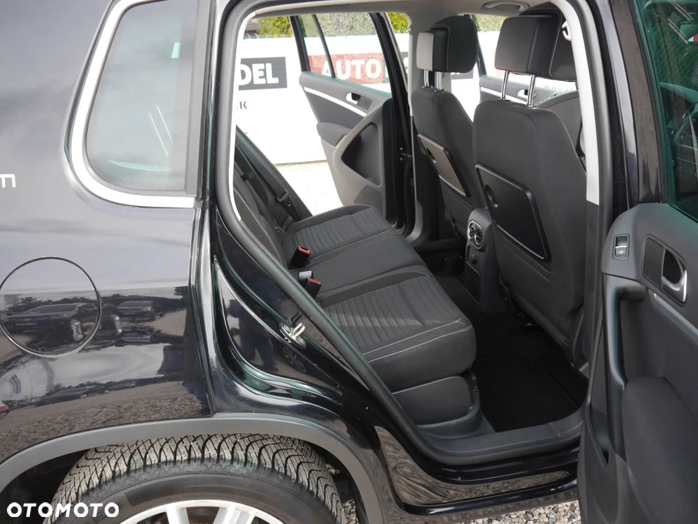 Volkswagen Tiguan 2.0 TDI DPF 4Motion BlueMotion Technology Cup Sport & Style - 16