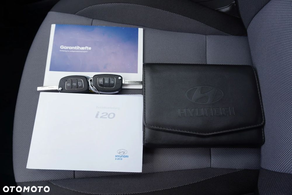 Hyundai i20 blue 1.2 Classic - 28