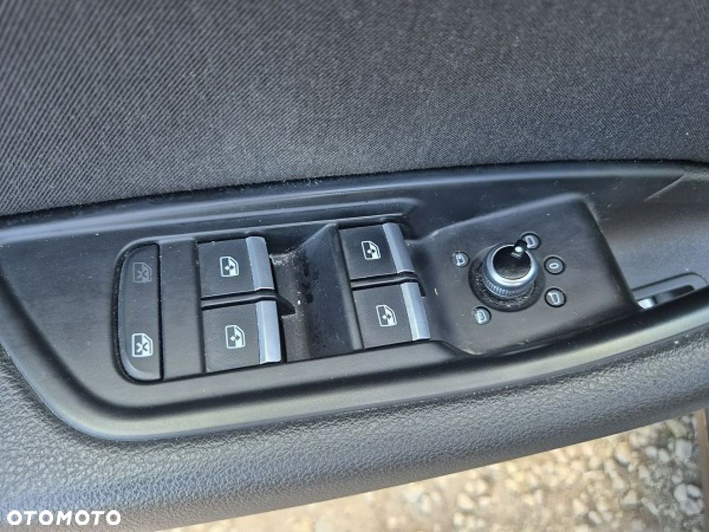 Audi A4 Avant 2.0 TDI clean diesel Multitronic - 28