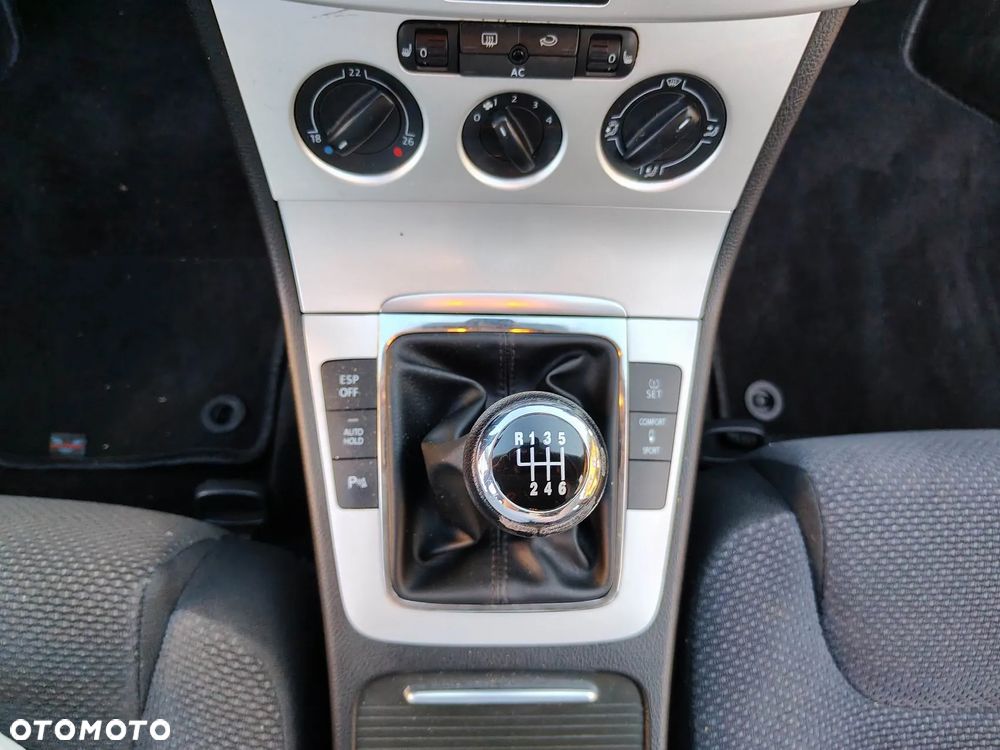 Volkswagen Passat 2.0 TSI Comfortline - 31