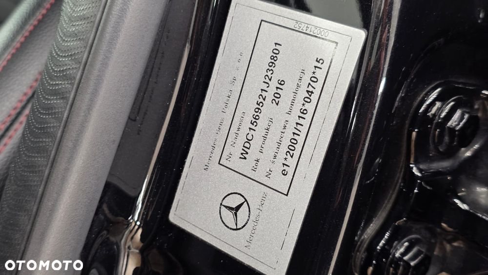 Mercedes-Benz GLA - 34