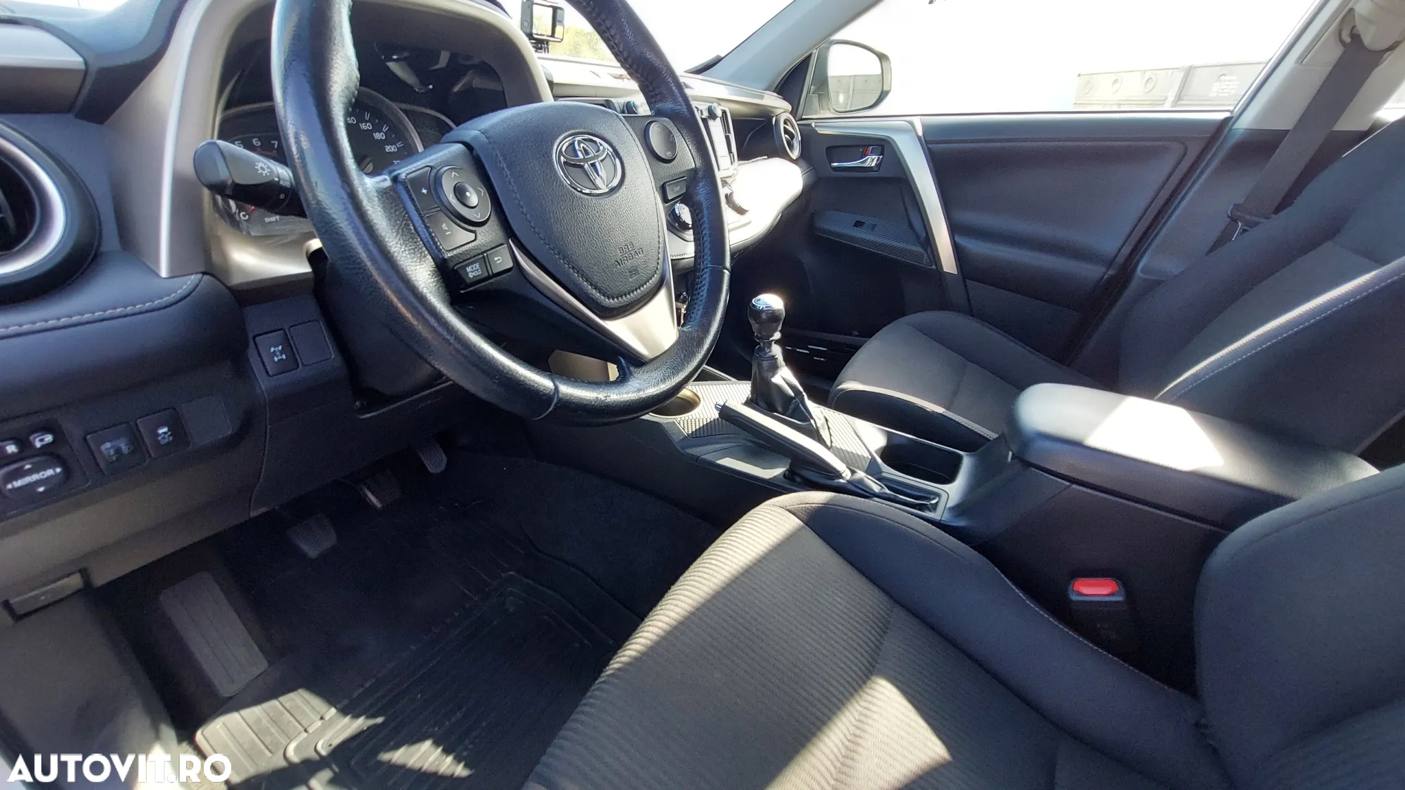 Toyota RAV4 2.2 D-4D 4WD Executive - 13