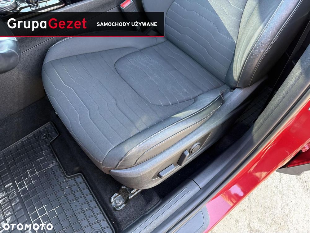 Kia Sportage 1.6 T-GDI MHEV Business Line 2WD DCT - 12