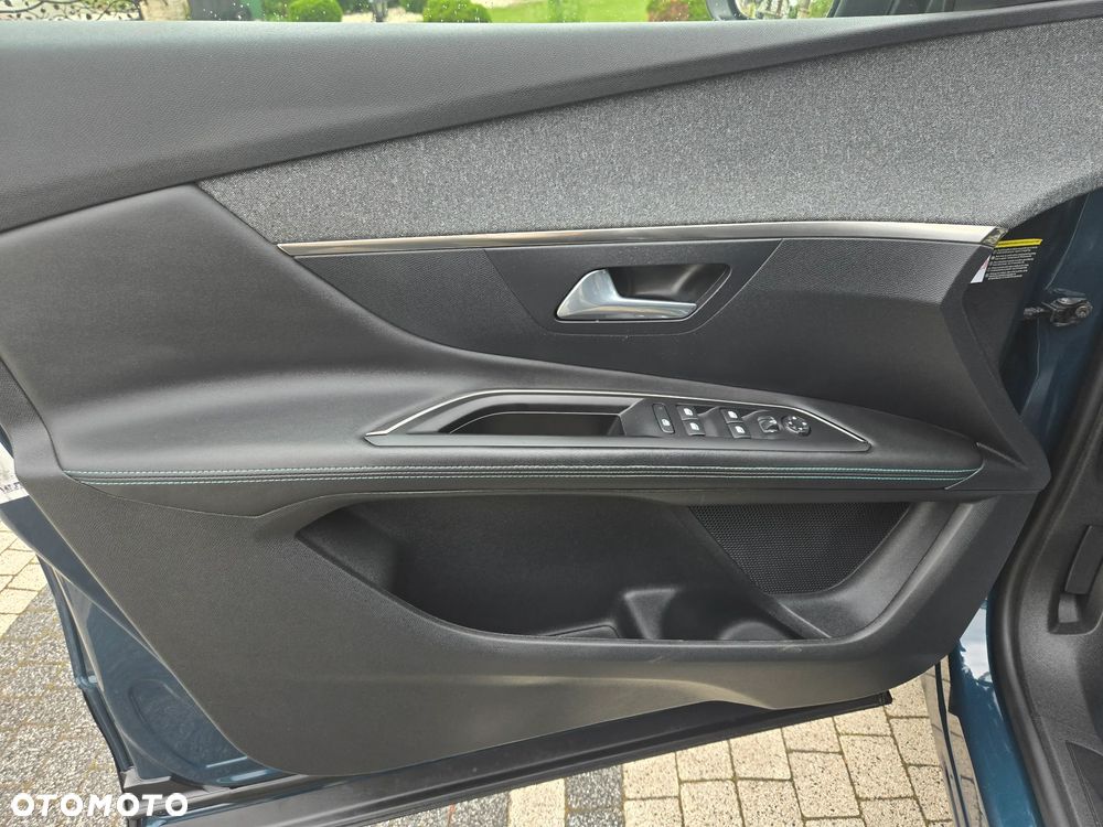 Peugeot 3008 225 e-EAT8 Allure Pack - 9