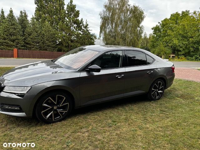 Skoda Superb 2.0 TDI SCR 4x4 Style DSG - 18