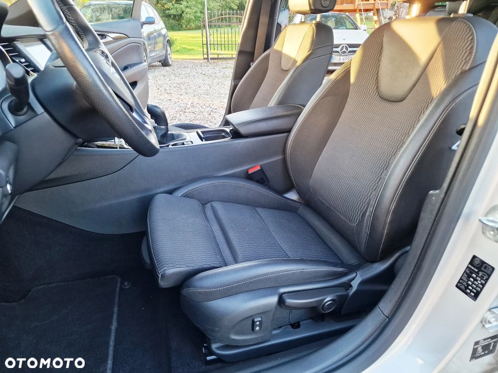 Opel Insignia - 29