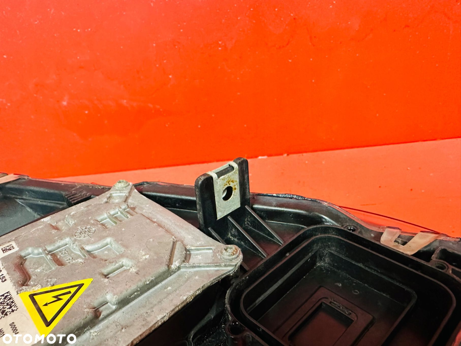 LAMPA PRAWA BMW E92 E93 BI XENON EUROPA STAN BDB KOMPLETNA - 5