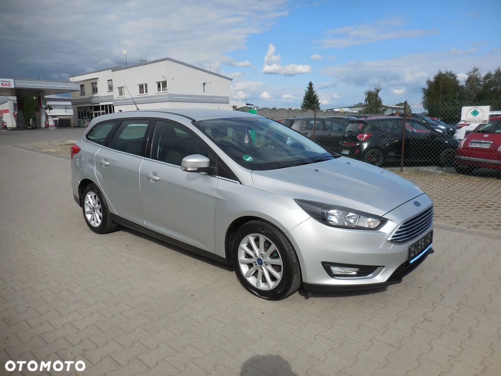 Ford Focus - 2