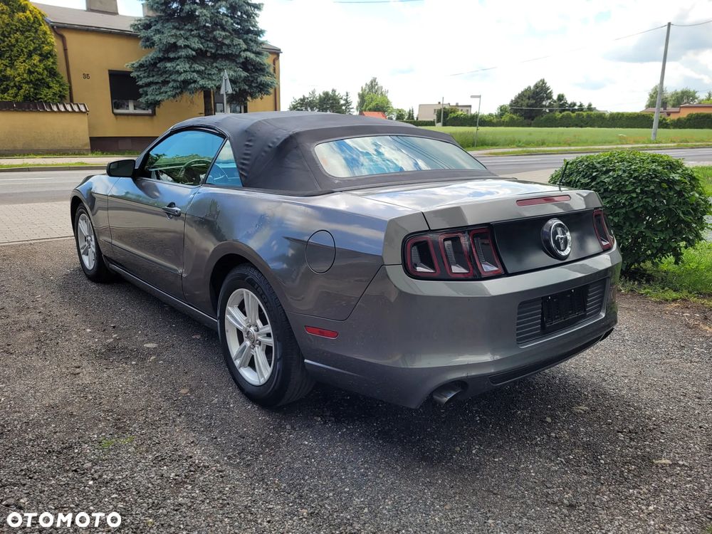Ford Mustang 3.7 V6 - 23