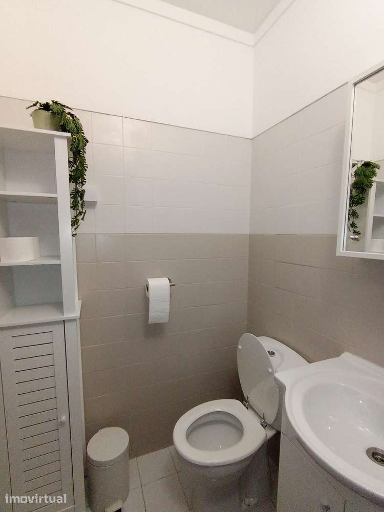 Alugam-se quartos a estudantes em castelo branco junto à Sé catedral - Grande imagem: 3/4