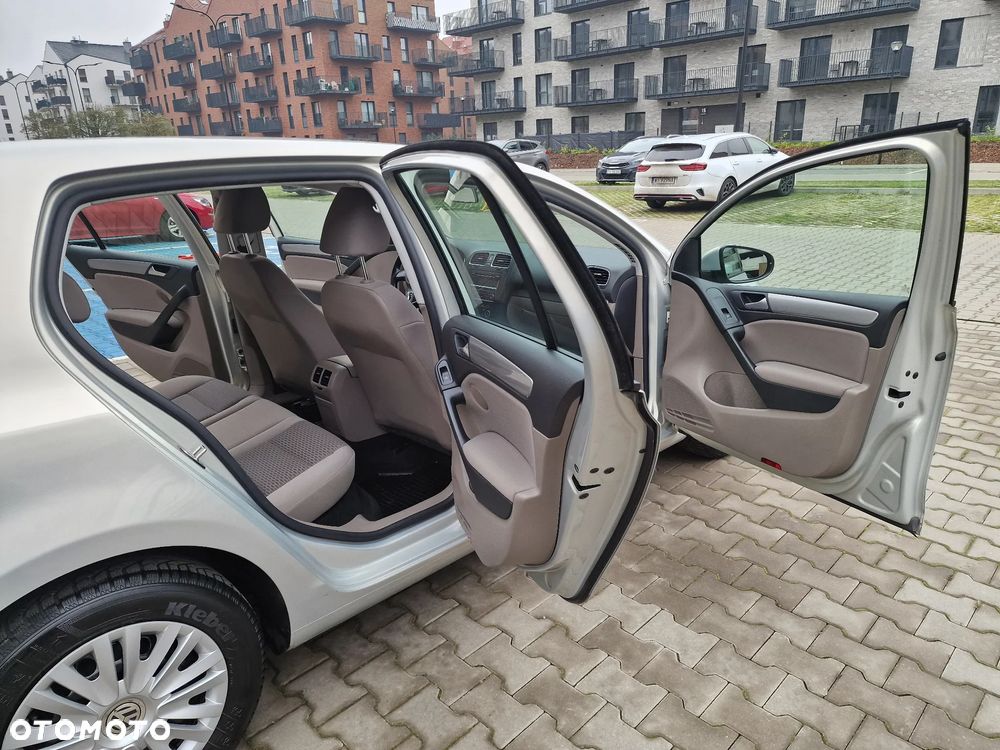 Volkswagen Golf 1.4 Comfortline - 12