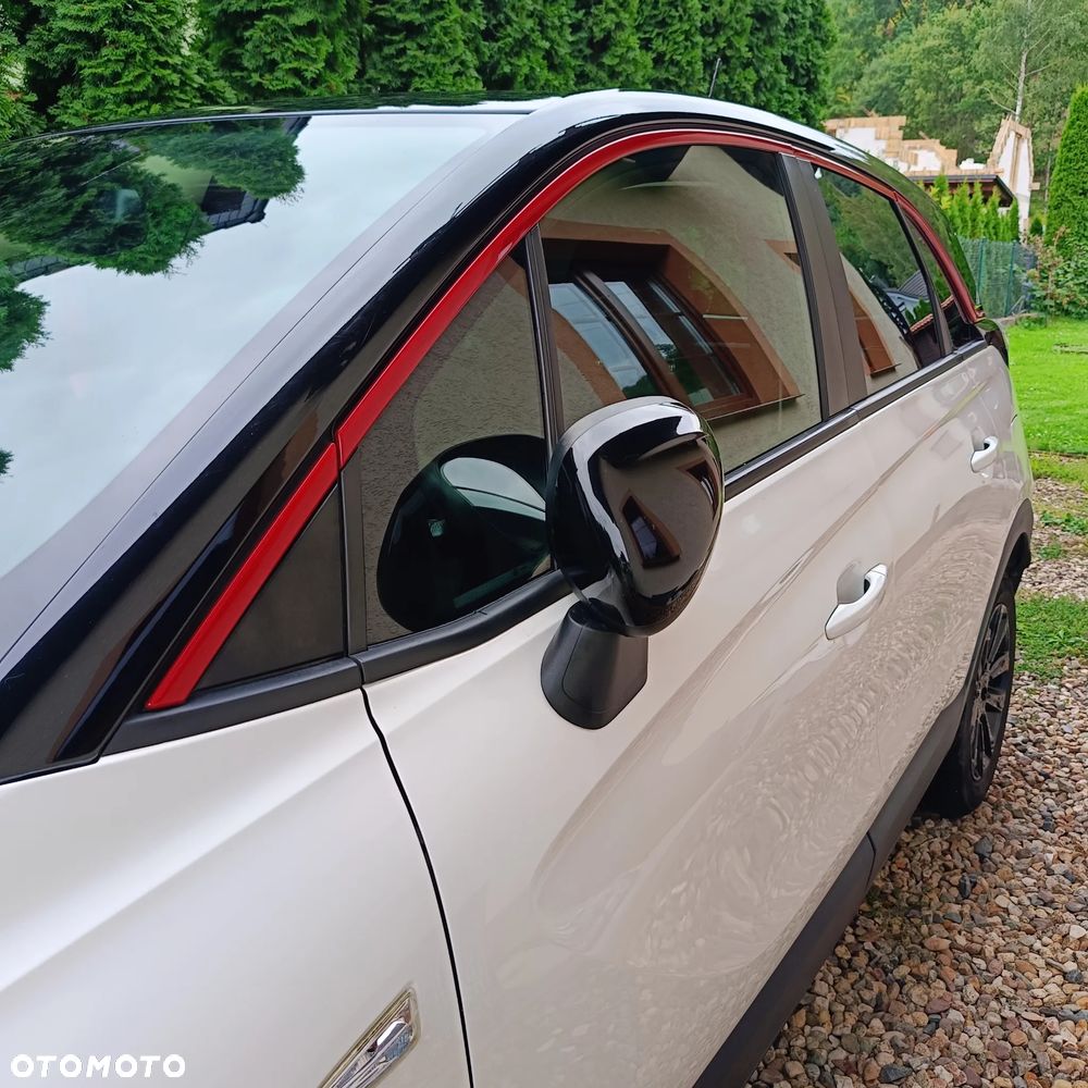 Opel Crossland X - 8