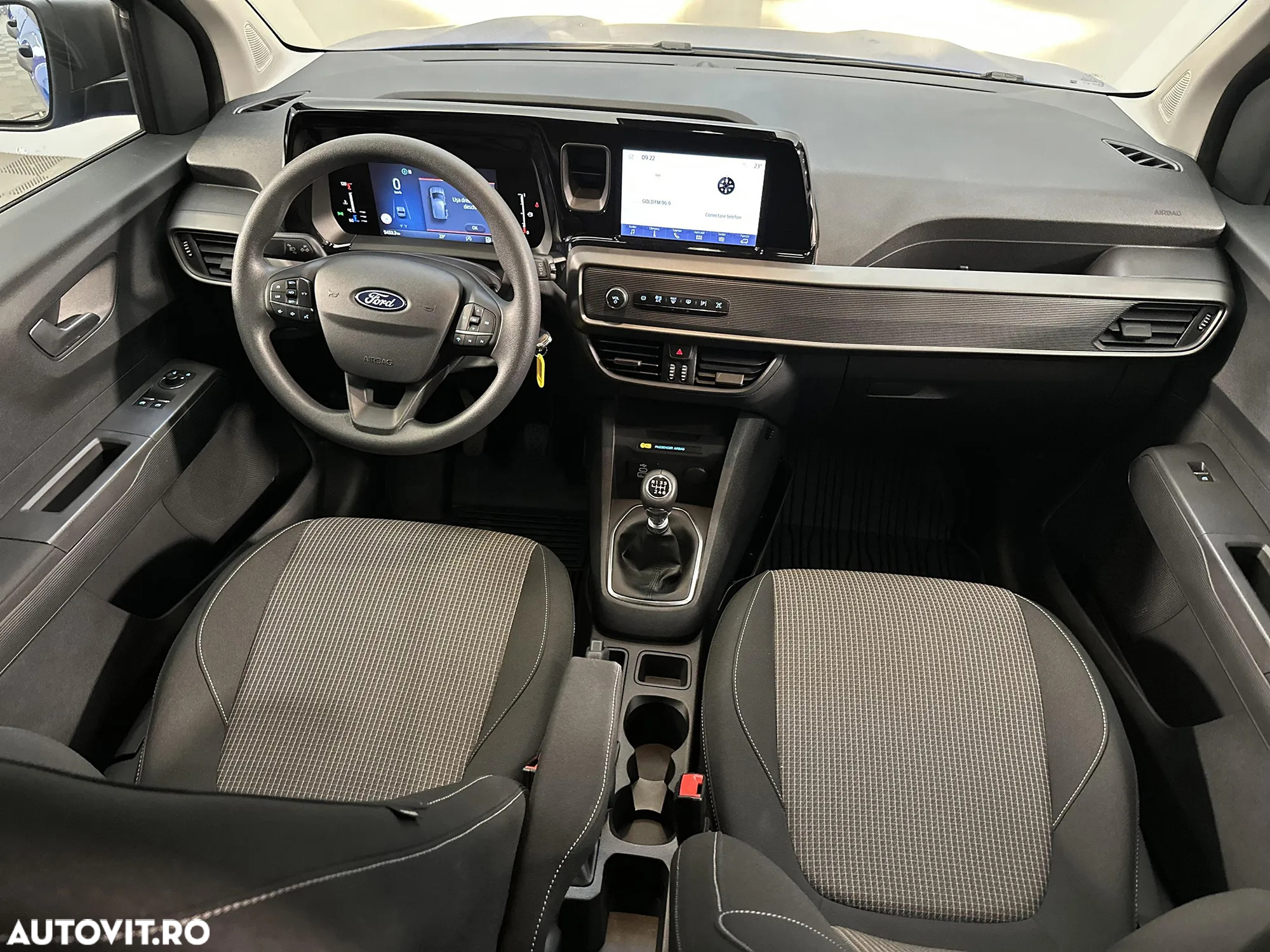 Ford Tourneo Courier - 9
