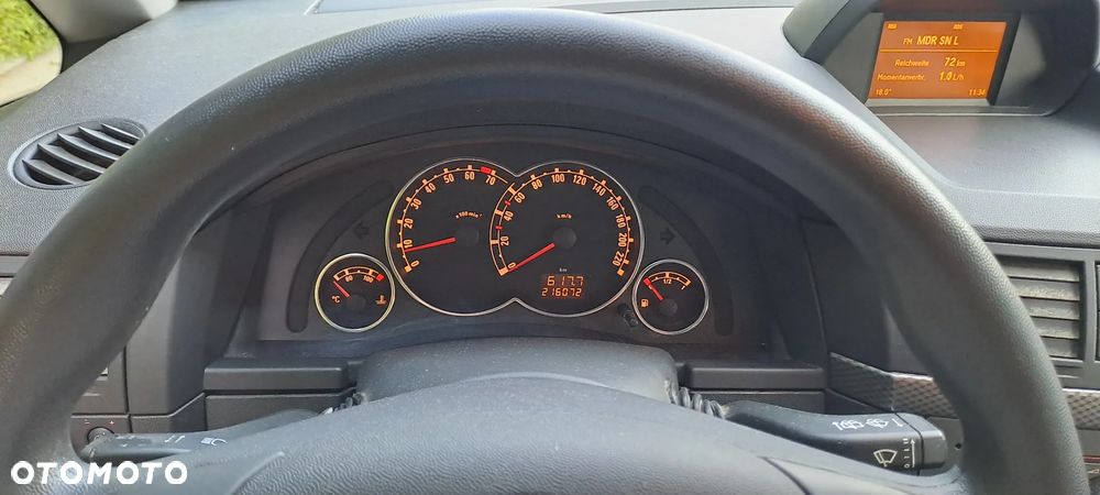 Opel Meriva - 31