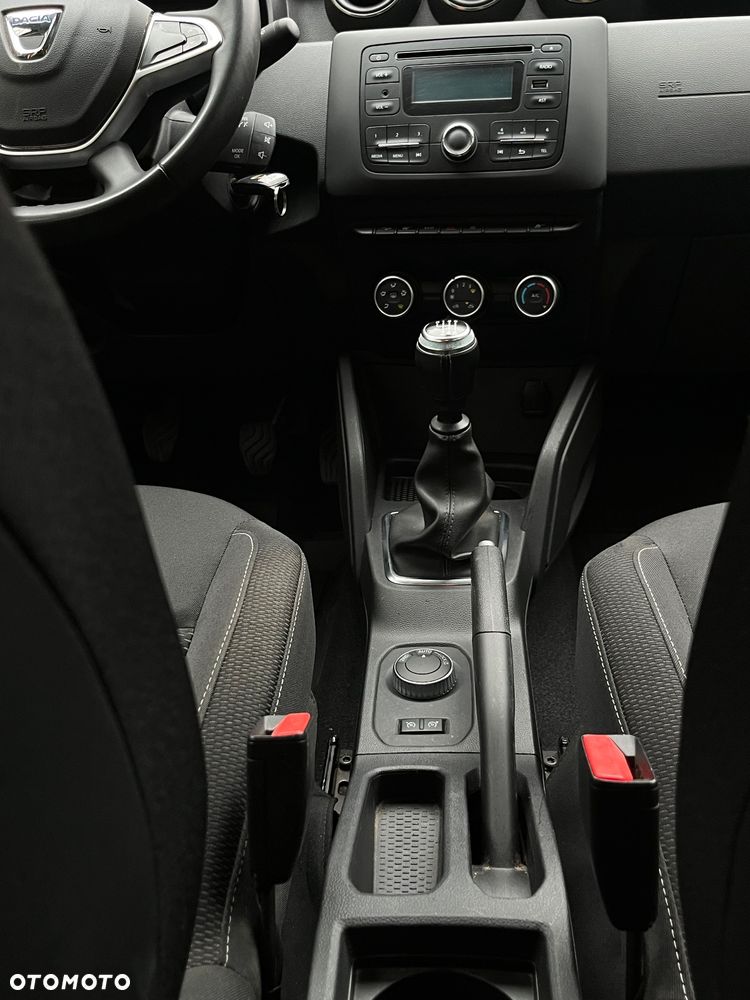 Dacia Duster TCe 125 4x4 Blackshadow - 12