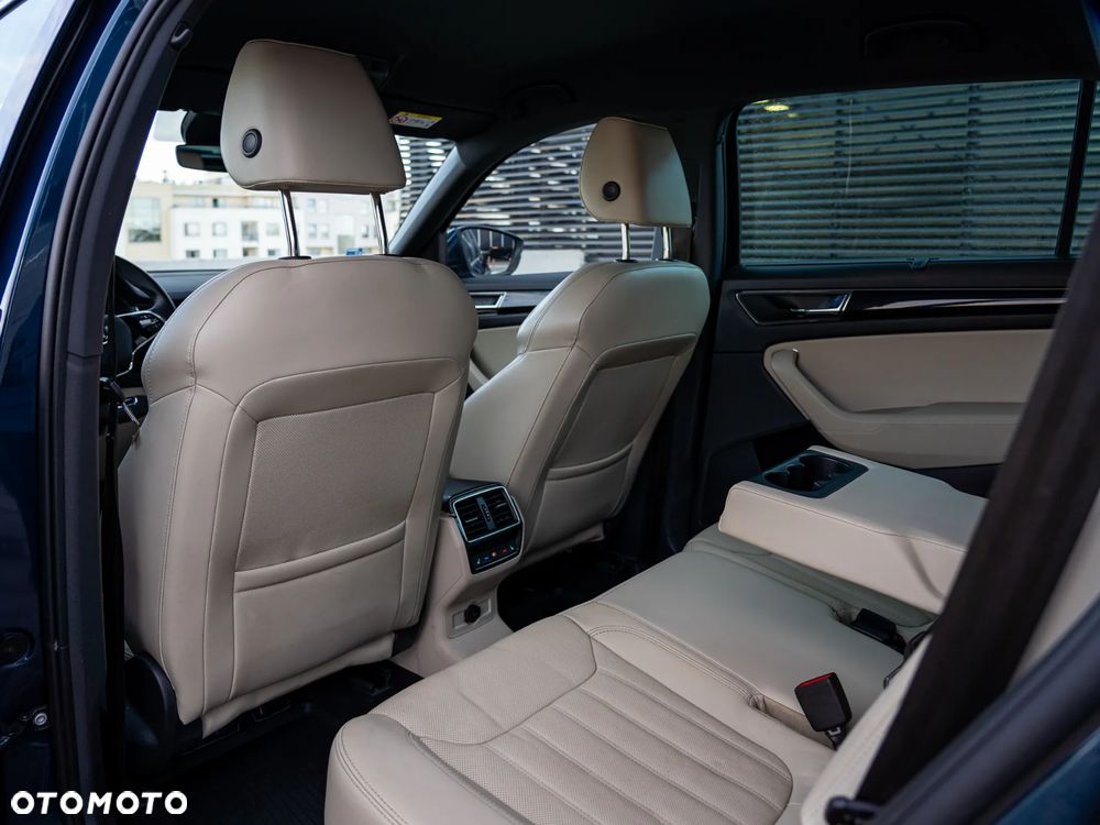 Skoda Kodiaq 2.0 TSI 4x4 L&K DSG 7os - 23