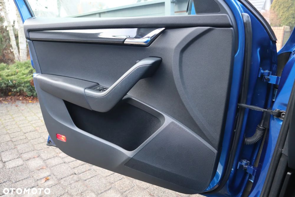 Skoda Octavia 2.0 TDI RS - 22