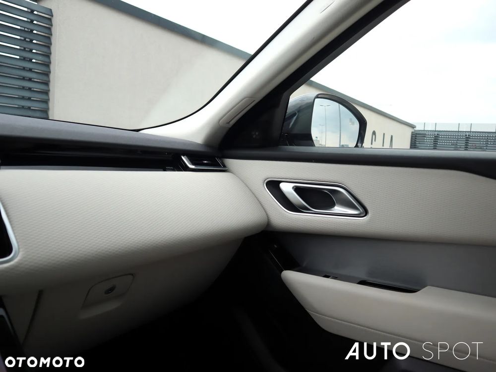 Land Rover Range Rover Velar 2.0 P400e PHEV R-Dynamic SE - 36