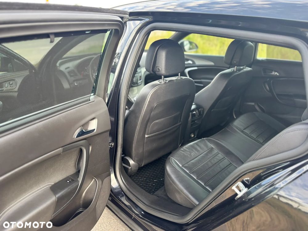 Opel Insignia - 22