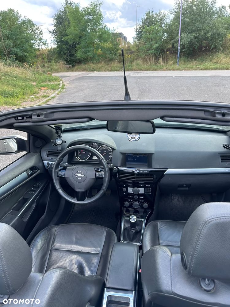 Opel Astra 1.8 Cosmo - 21